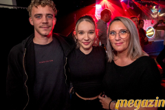0019_902000er-MEgaparty