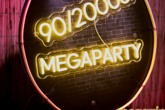 0053_902000er-MEgaparty